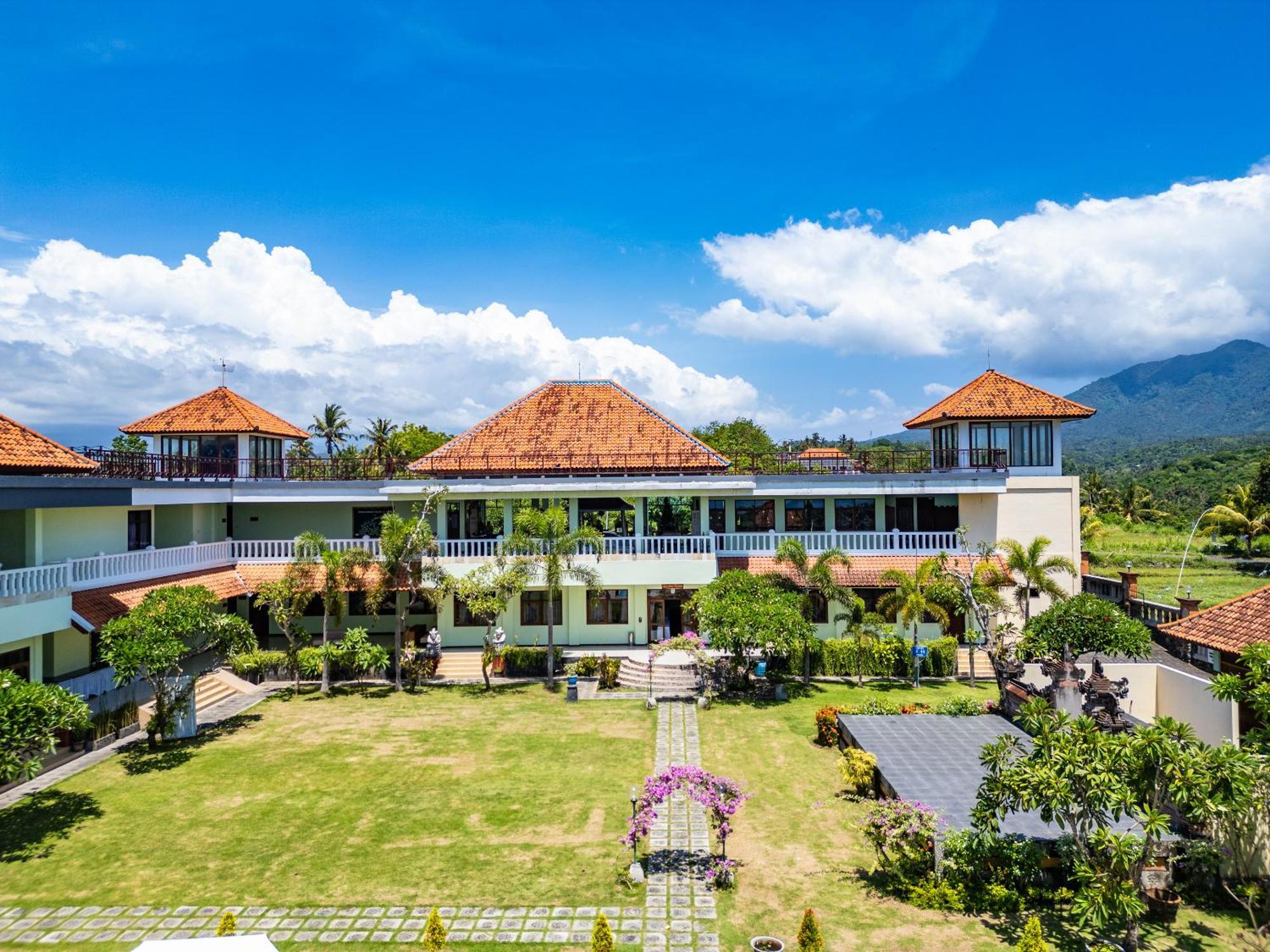 Taman Surgawi Resort & Spa Jasri Extérieur photo