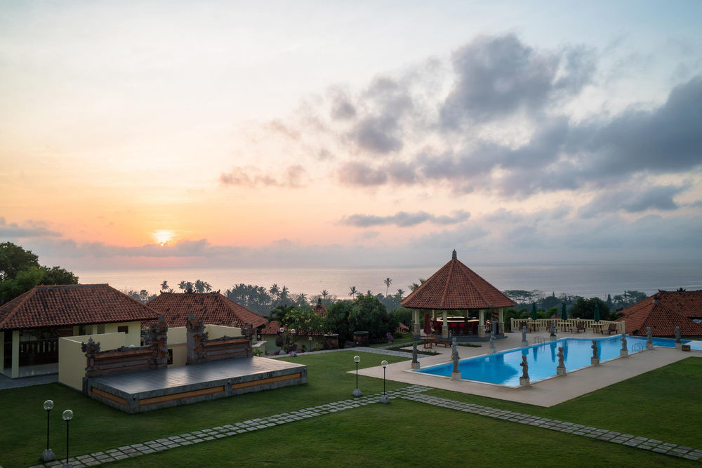 Taman Surgawi Resort & Spa Jasri Extérieur photo